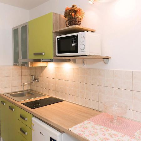 Apartments Graziella Porec Esterno foto